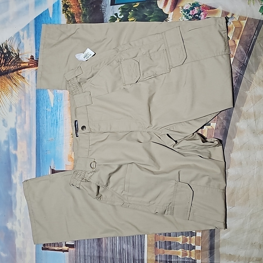 5.11 Tactical Cargo Utility Pants Size 32x36 NWT